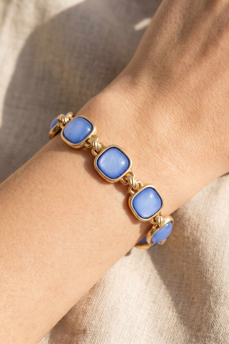 Cushion Stone Bezel Link Toggle Bracelet