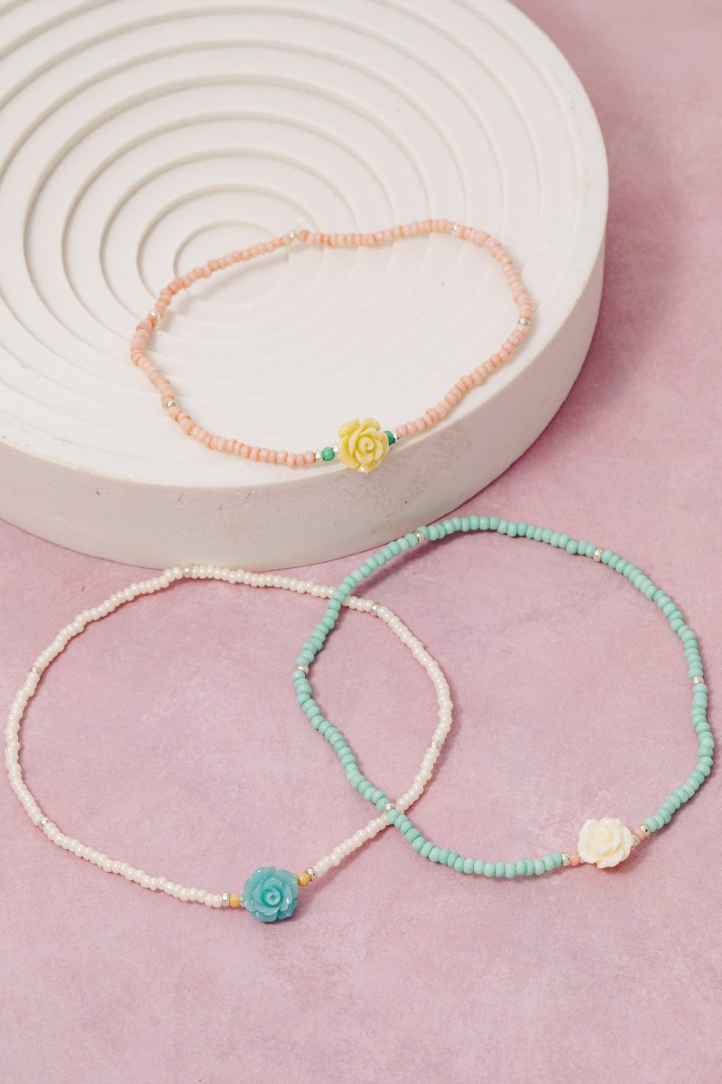 Rose Flower And Mini Seed Beads Dainty Bracelet