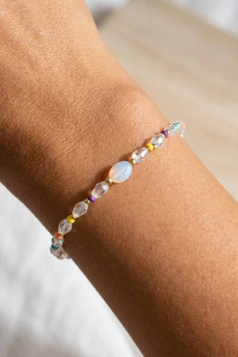 Oval And Seed Beaded Dainty Bracelet