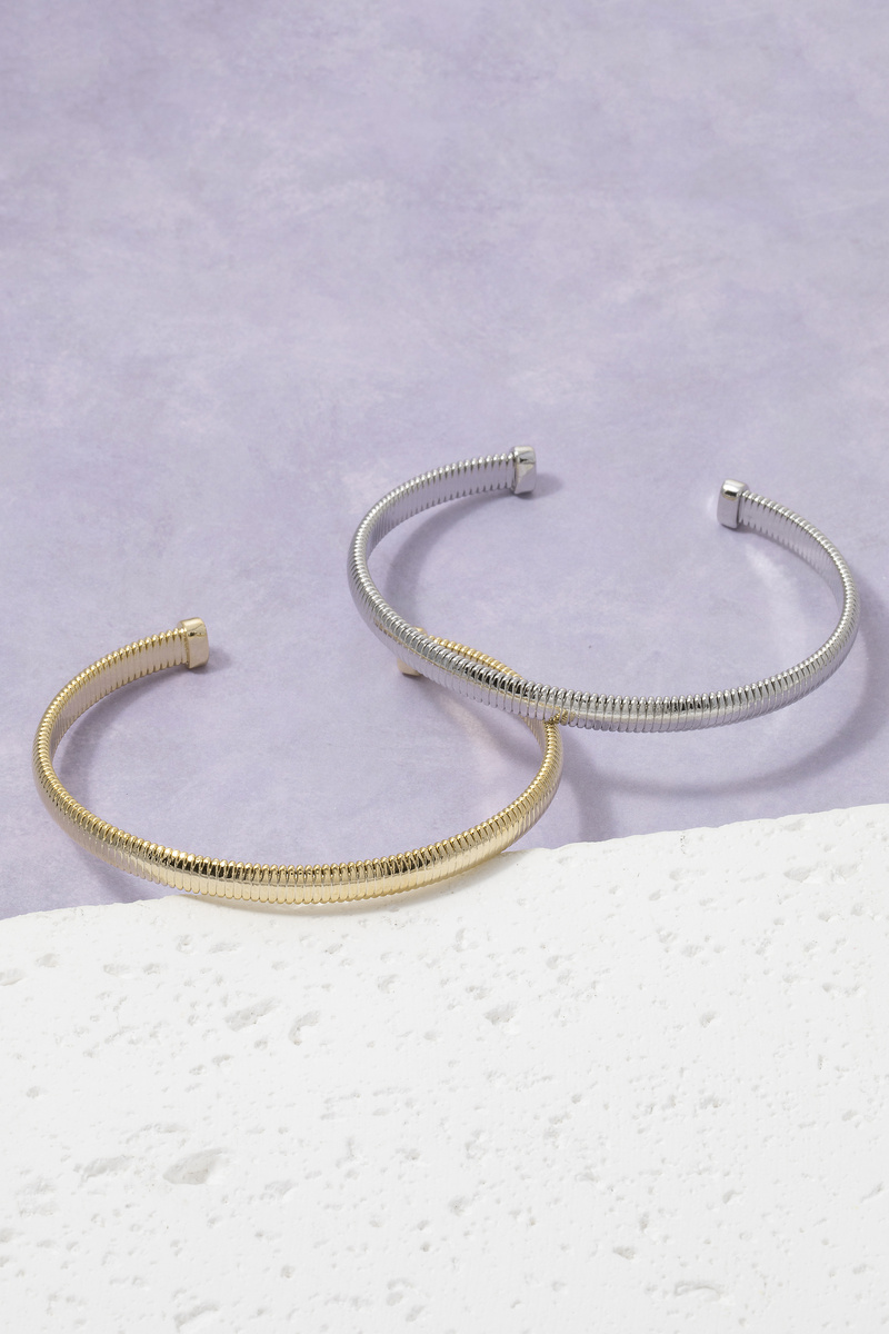 Tubogas Ribbed Coil Open Cuff Bracelet