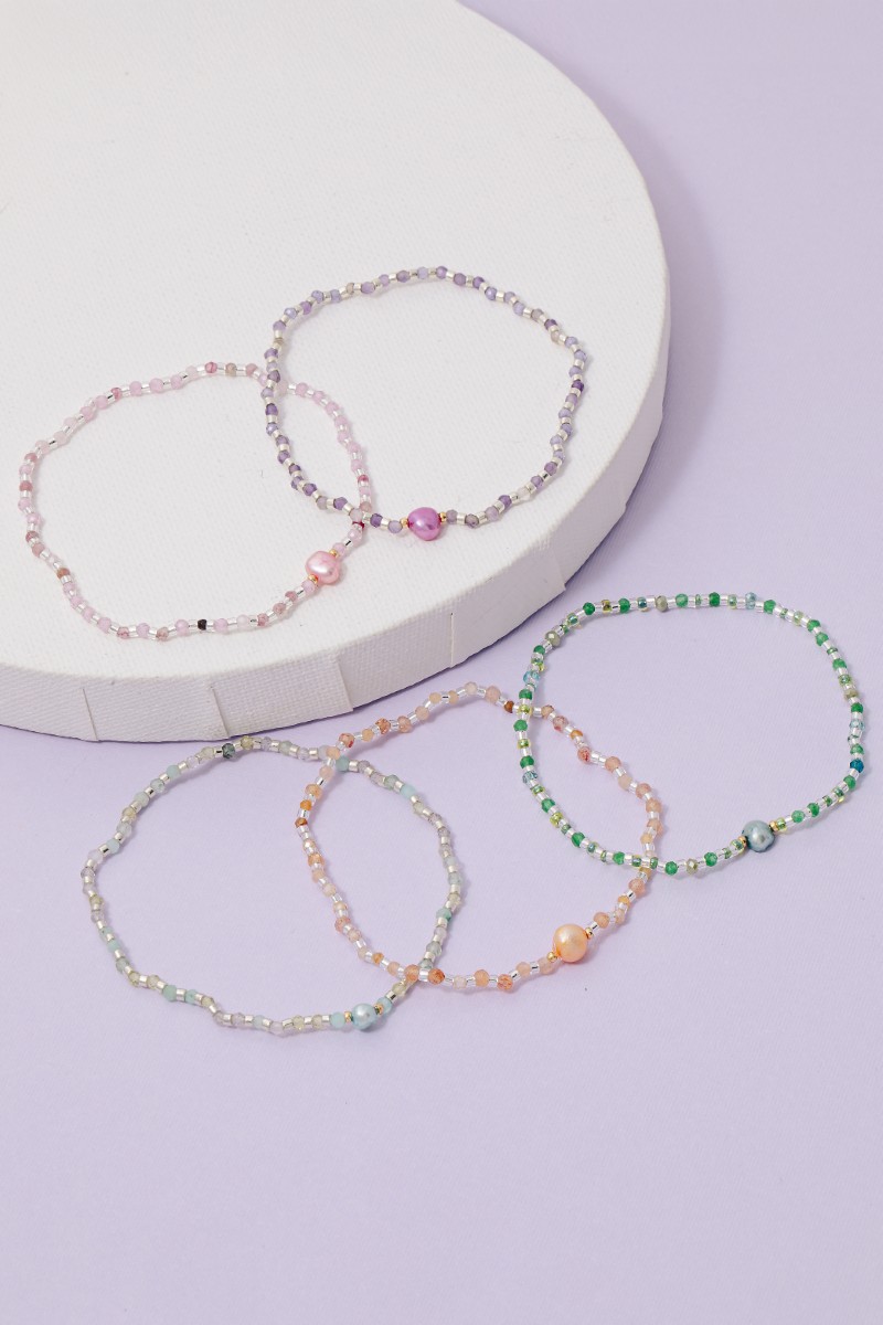 Pearl Charm Glass Beaded Bracelet