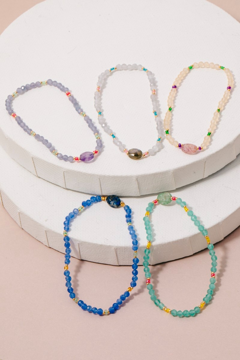 Faceted Gem Charm Glass Beaded Bracelet