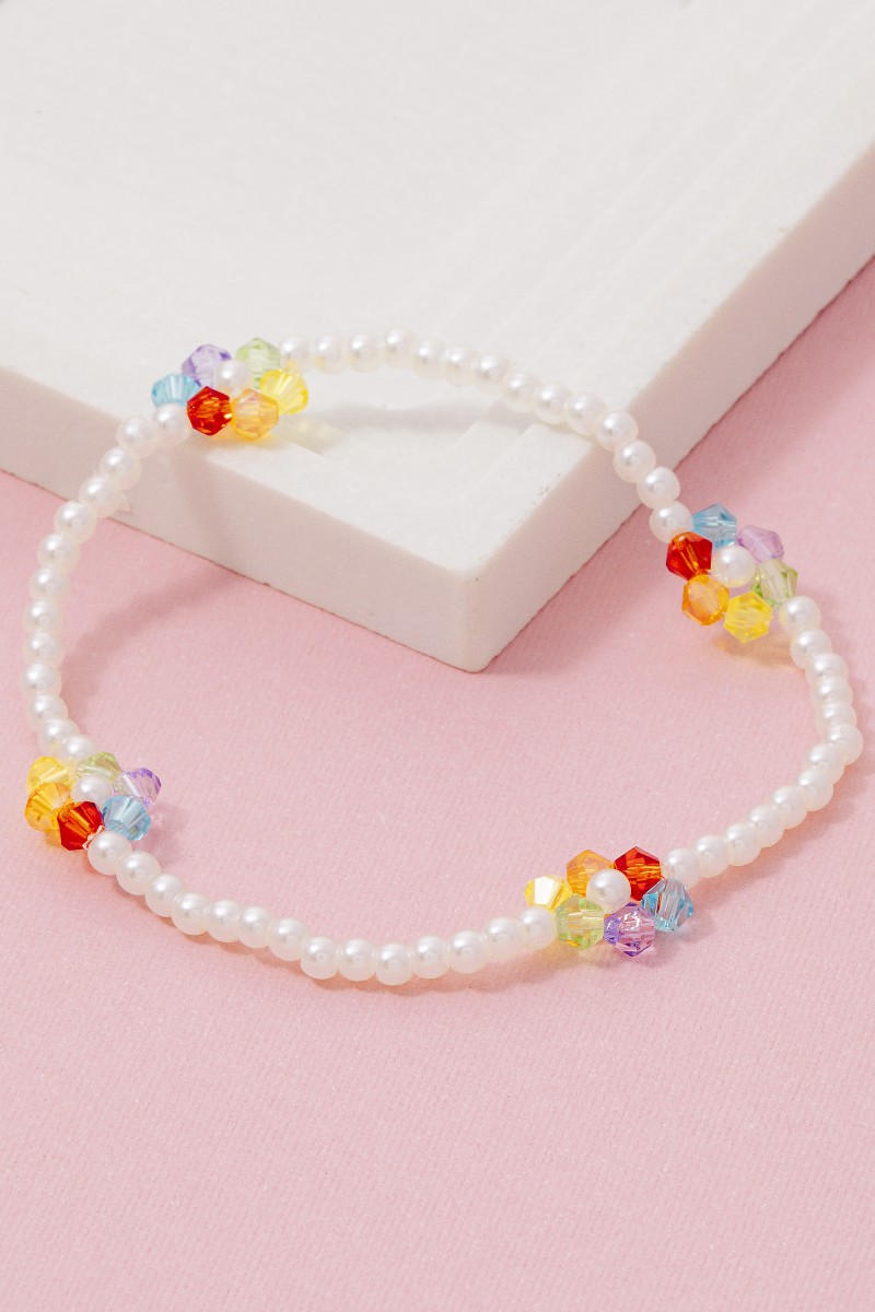 Dainty Beaded Floral Bracelet