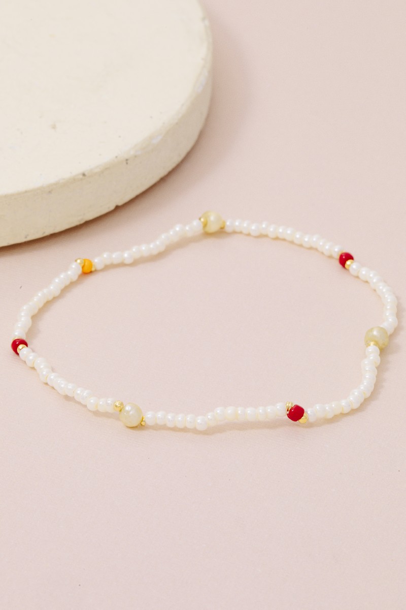 Dainty Glass Beaded Pearl Bracelet