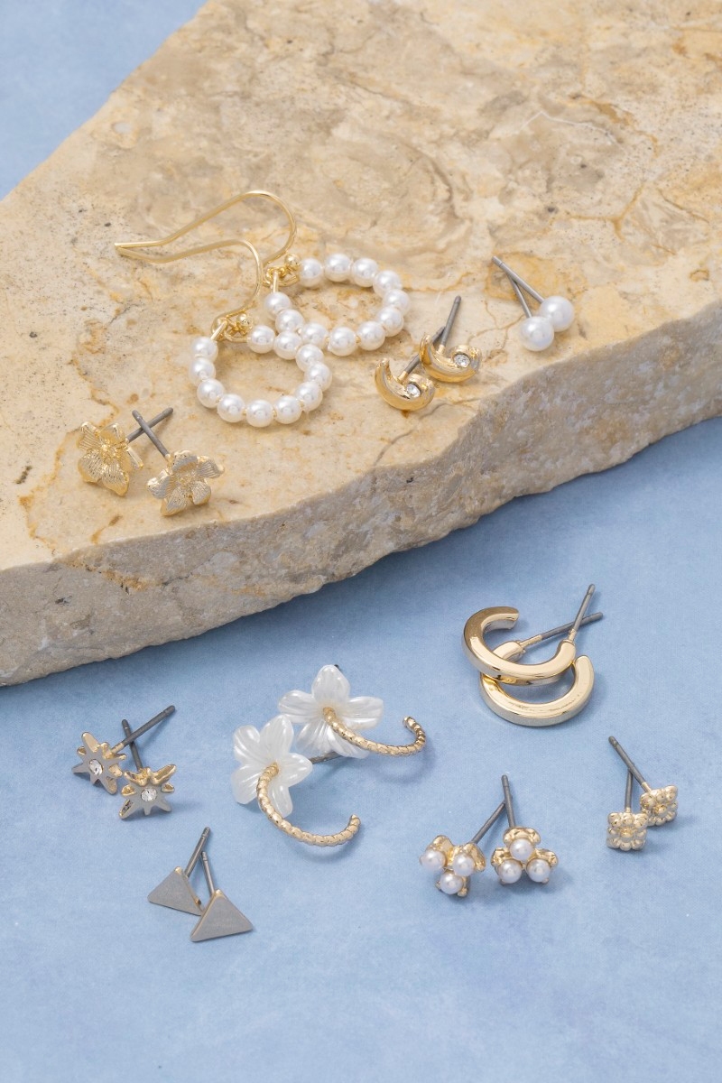 10 Pair Assorted Floral And Pearl Earrings Set