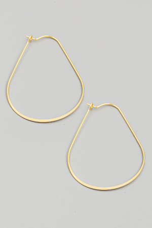 Thin Metallic Oval Hoop Earrings