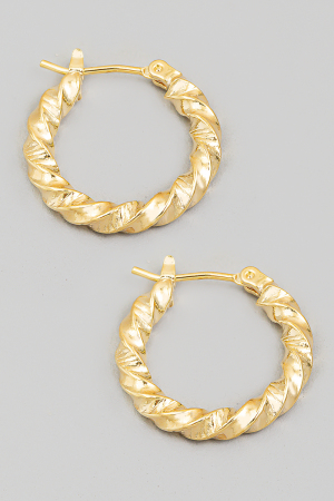Circle Pincatch Hoop Twist Earrings