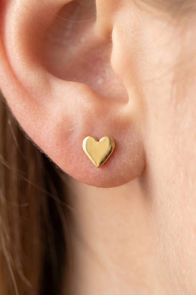 18K Gold Dipped Smooth Heart Stud Earrings