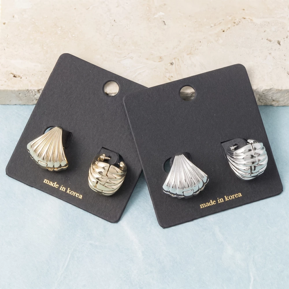 Mismatched Fan Shell And Ribbed Huggie Earrings