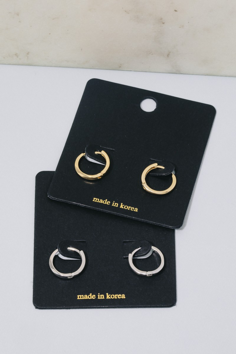 Simple Metallic Hinge Hoop Earrings