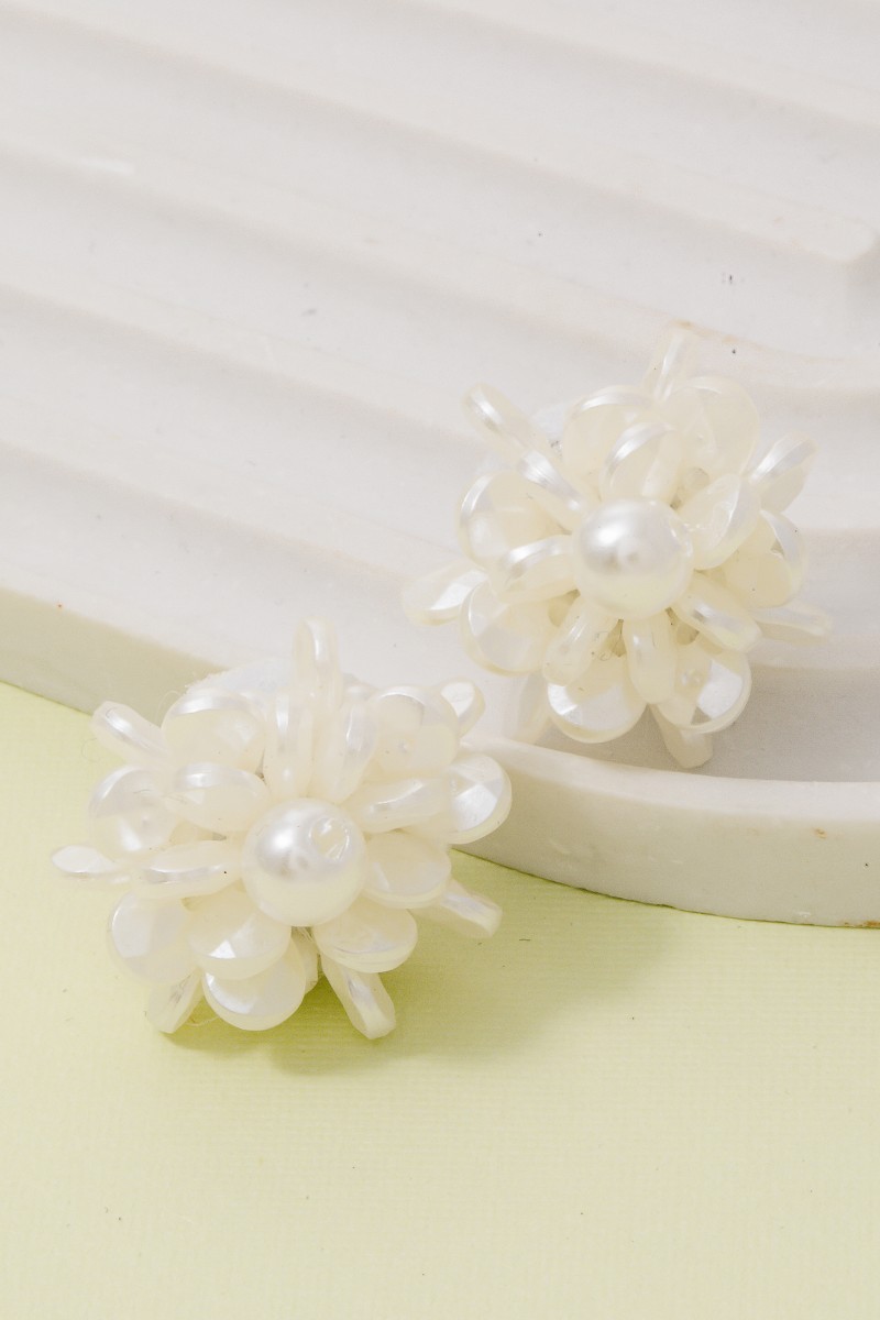 Intricate Pearly Cluster Stud Earrings