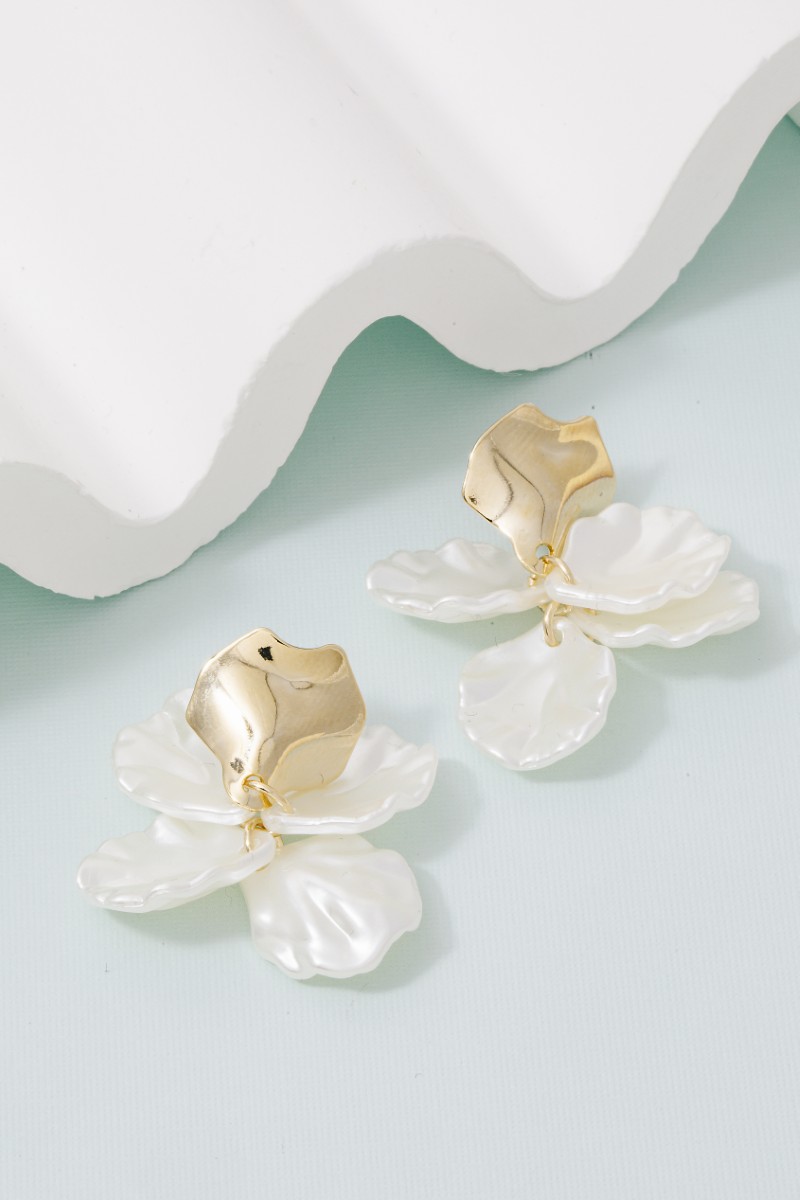 Acrylic And Metallic Flower Petals Dangle Earrings