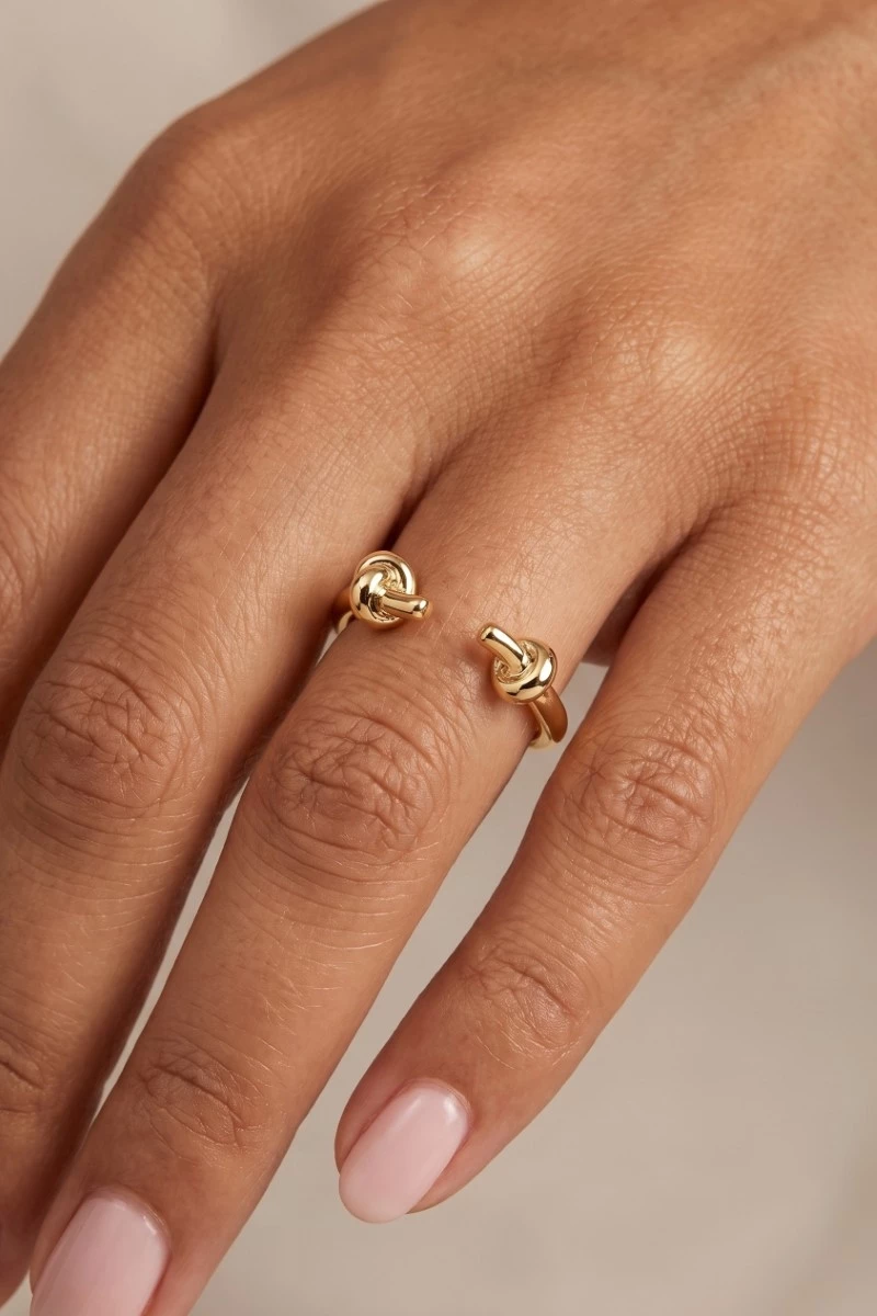 Knotted Ends Open Band Ring