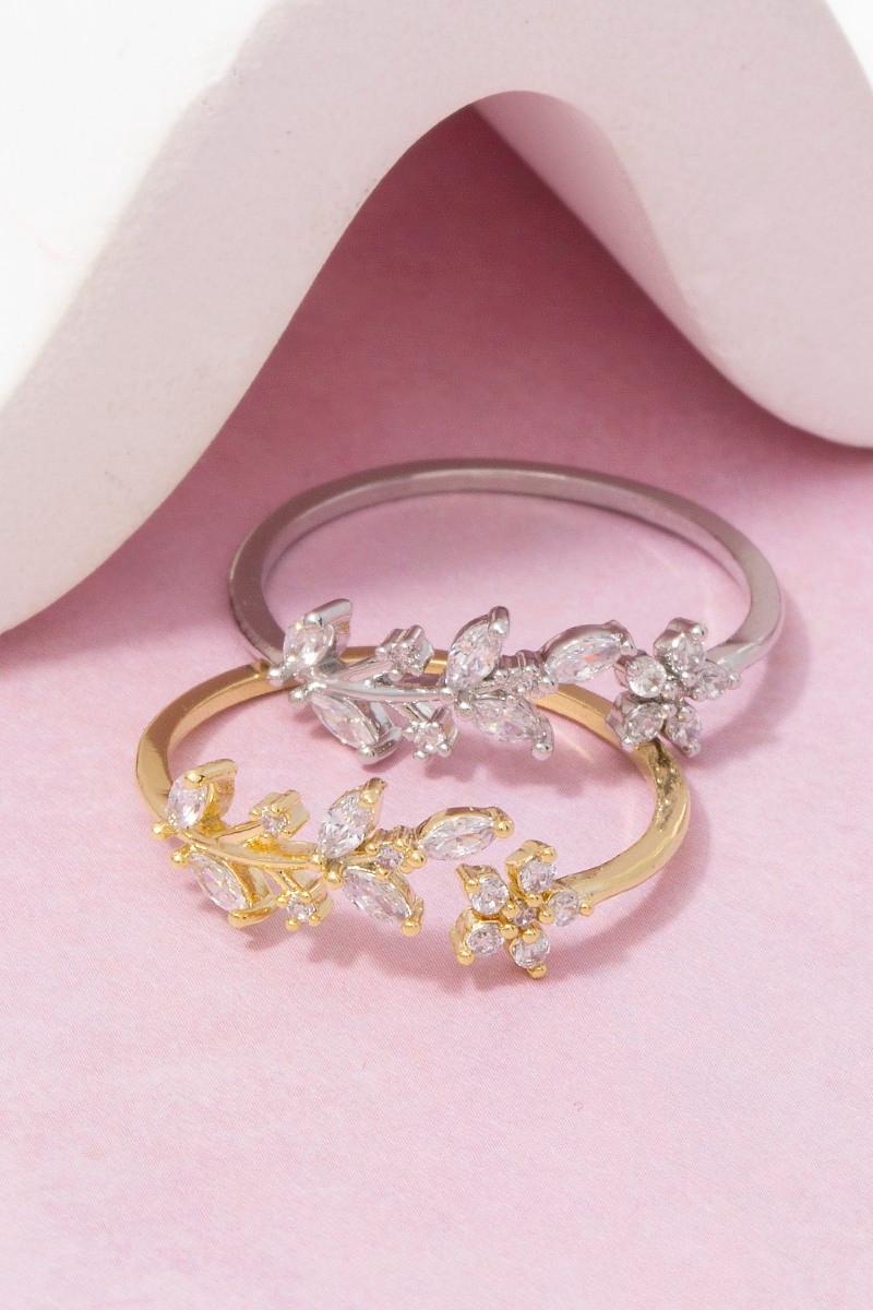 Delicate Rhinestone Leaf Open Ring