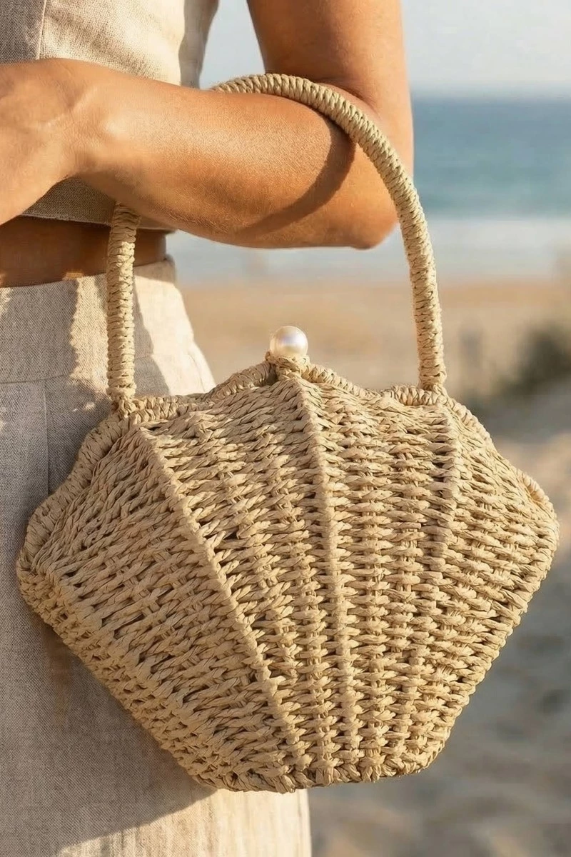 Straw Shell Shape Braided Top Handle Bag