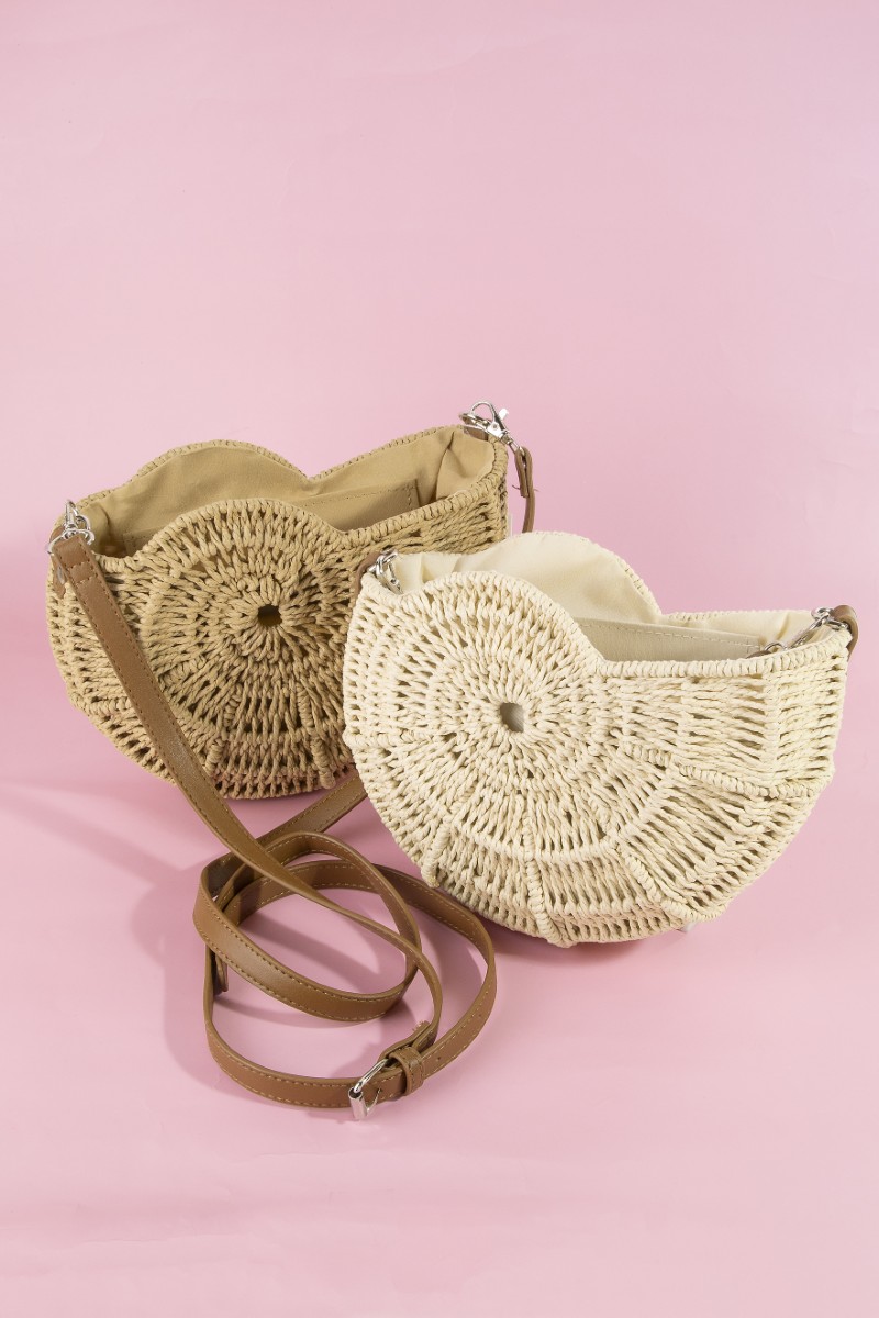 Straw Braided Sea Shell Bag
