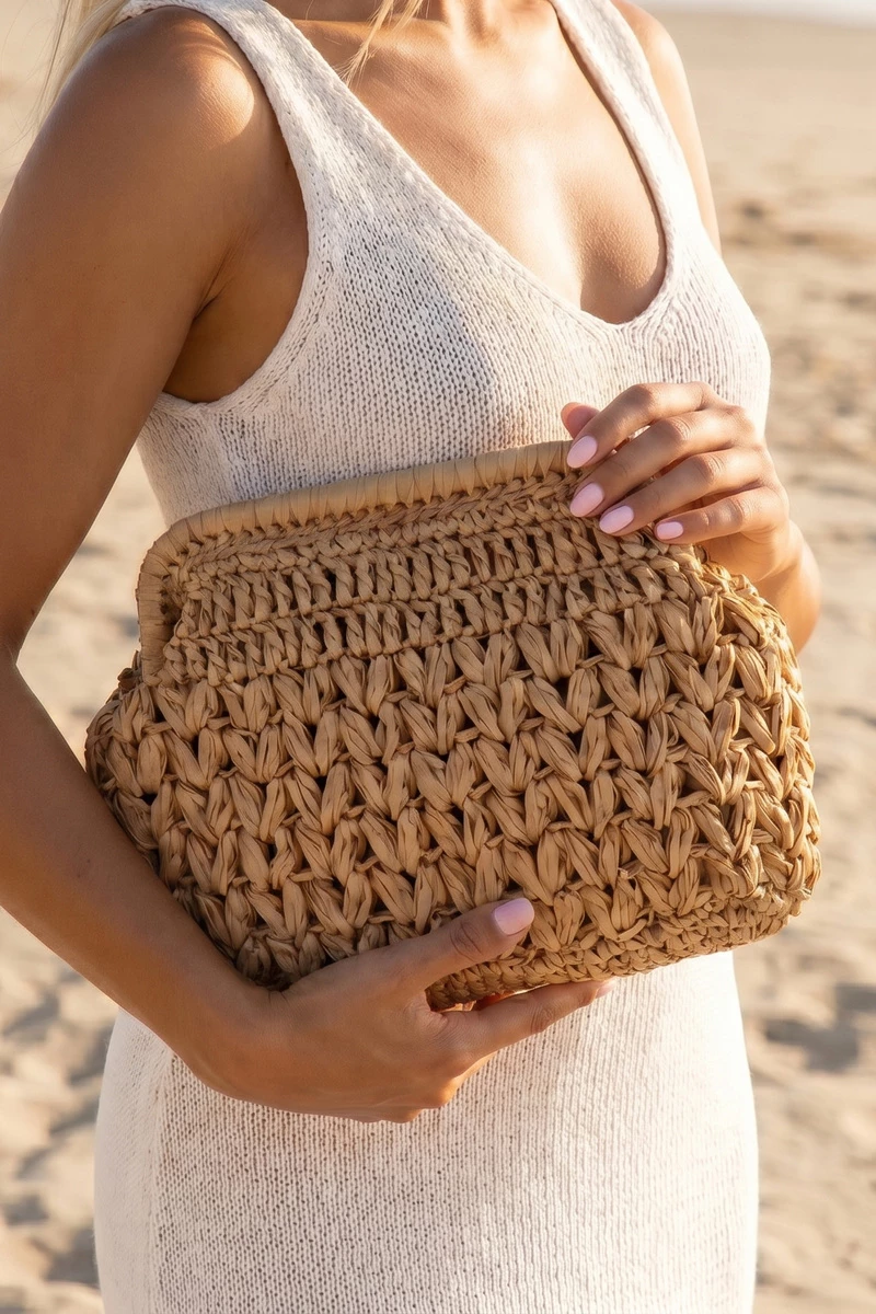 Popcorn Stitch Straw Frame Clutch