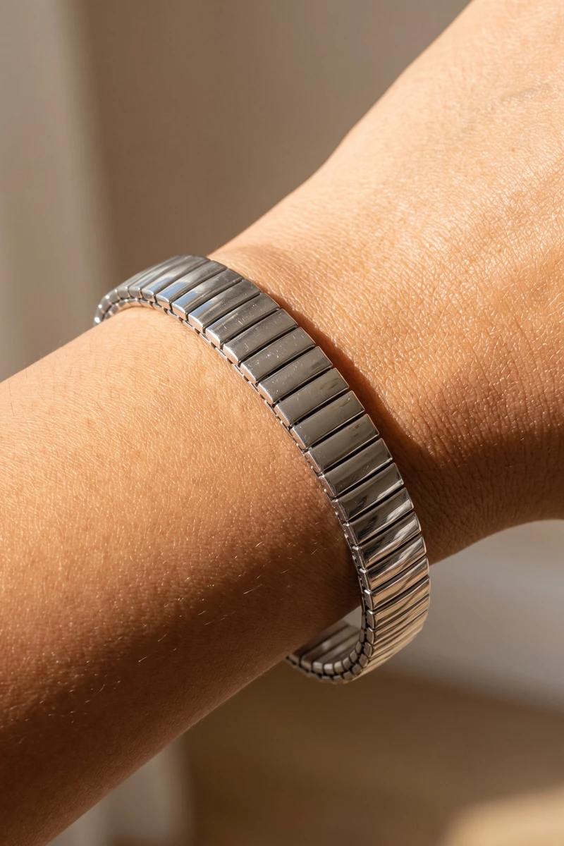 Segmented Stretch Link Watch Band Bracelet