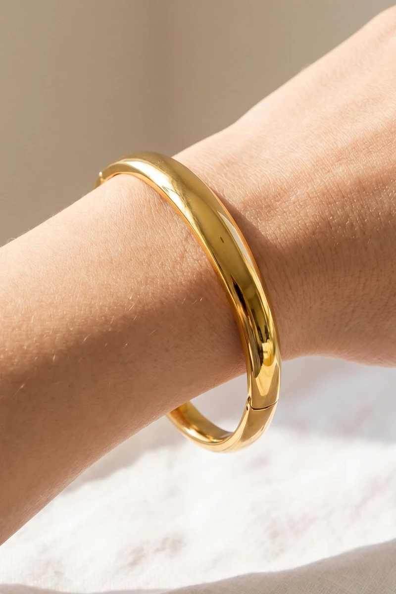 Stainless Steel Polished Oval Bangle Bracelet