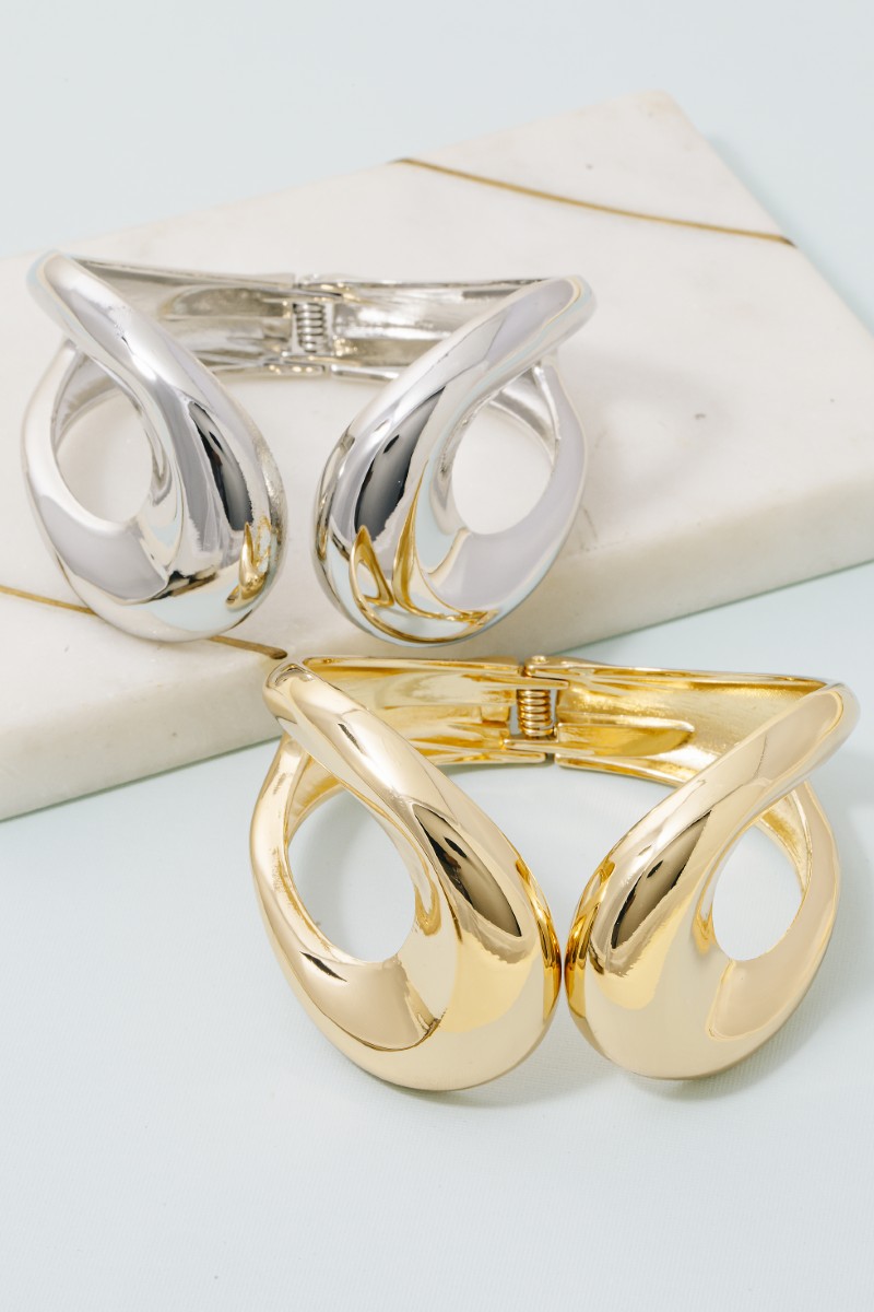 Metallic Round Hinged Cuff Bracelet