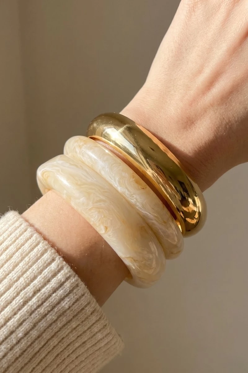 3 Piece Metallic And Marble Resin Bangle Bracelet Set