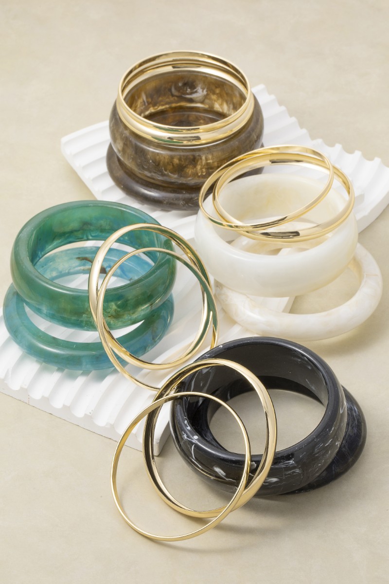 4 Piece Marbel Resin And Metallic Bangle Bracelet Set