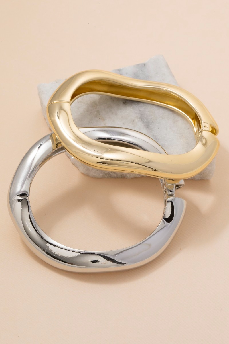 Sculpted Wave Metallic Bangle Bracelet