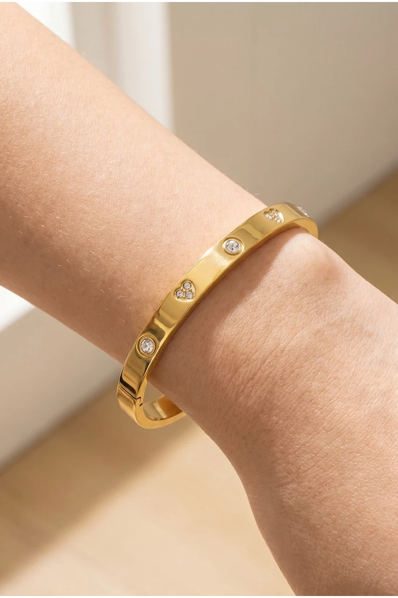 Gold Dipped Mixed Cz Heart Motif Bangle Bracelet