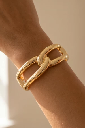 Bold Chunky Interlocking Oval Link Cuff Bracelet