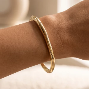 Tapered Oval Slim Bangle Bracelet