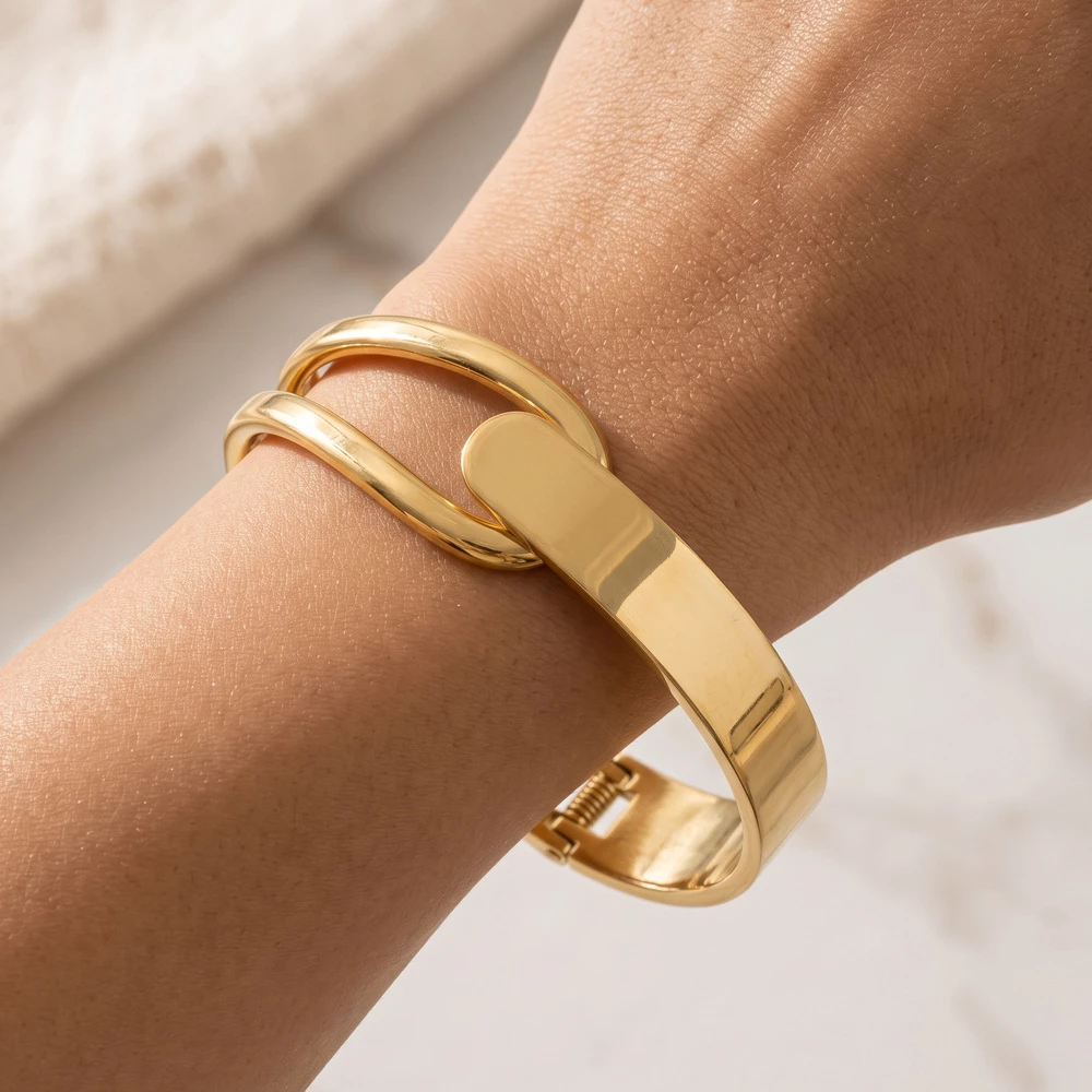 Interlocking Hook Front Hinged Bangle Bracelet