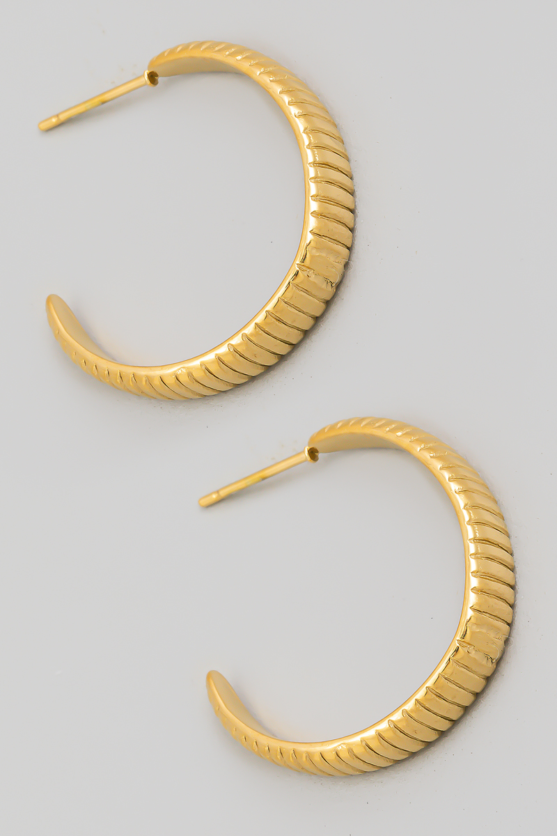 Stainless Steel Ribbed Texture Hoop Earrings