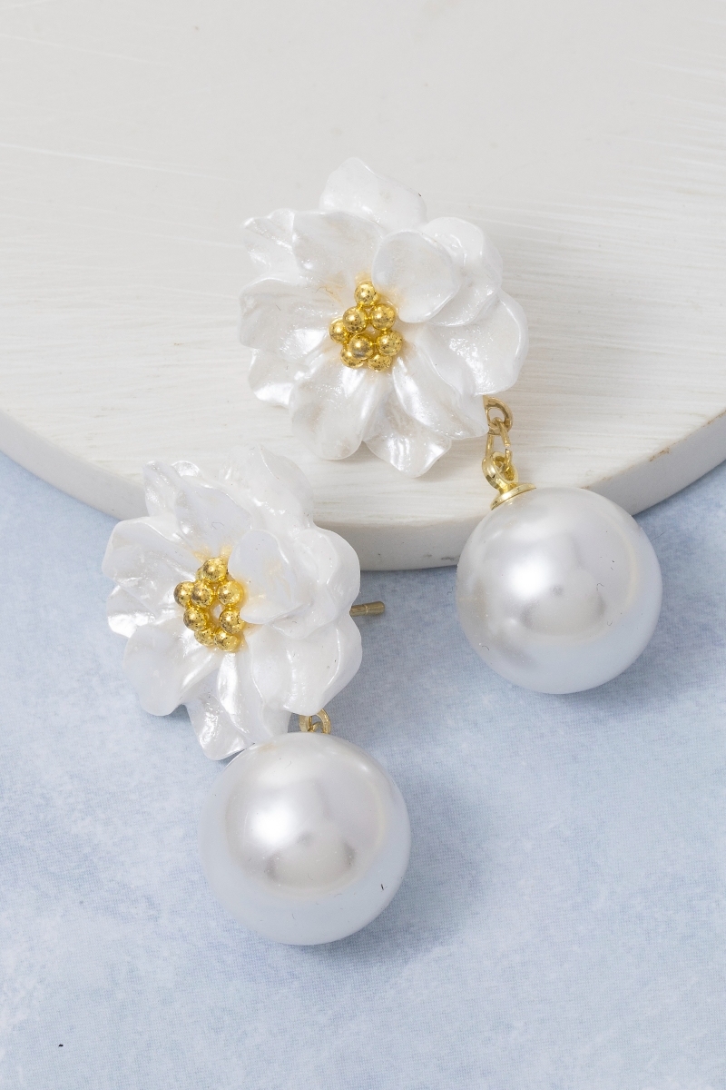 Acrylic Flower And Pearl Dangle Earrings
