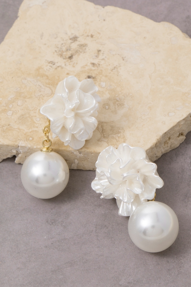 Acrylic Cluster Floral Petals And Pearl Dangle Earrings