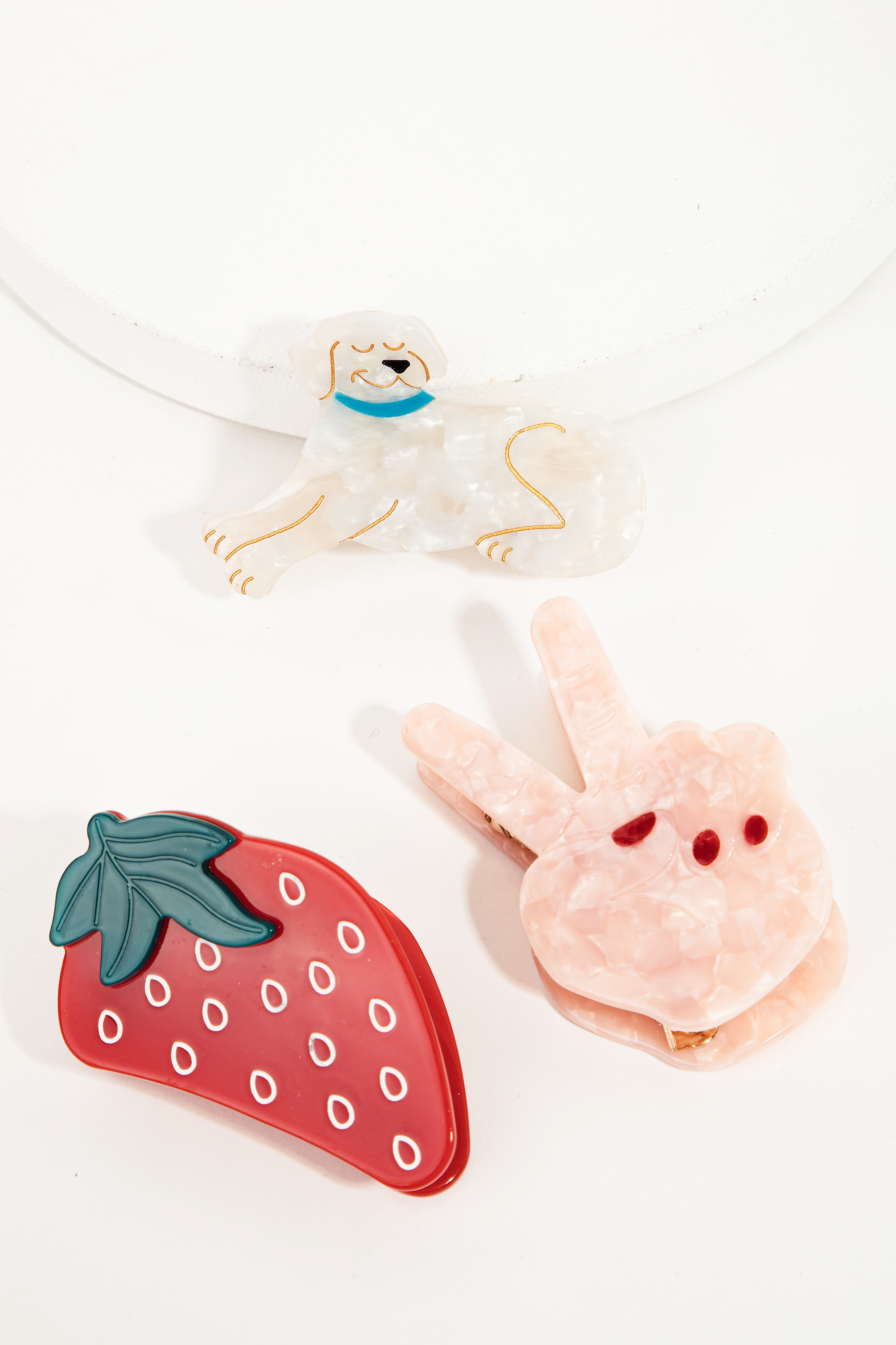Dog Peace Strawberry Jaw Hair Clip Set