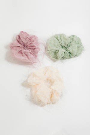 Fuzzy Feather Scrunchie Set
