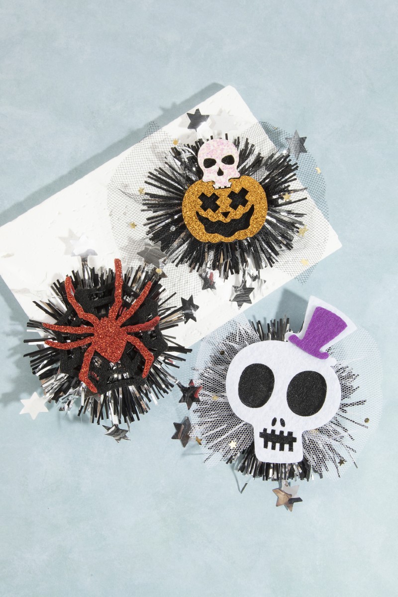 3Pc Pompom Halloween Hair Claw Set
