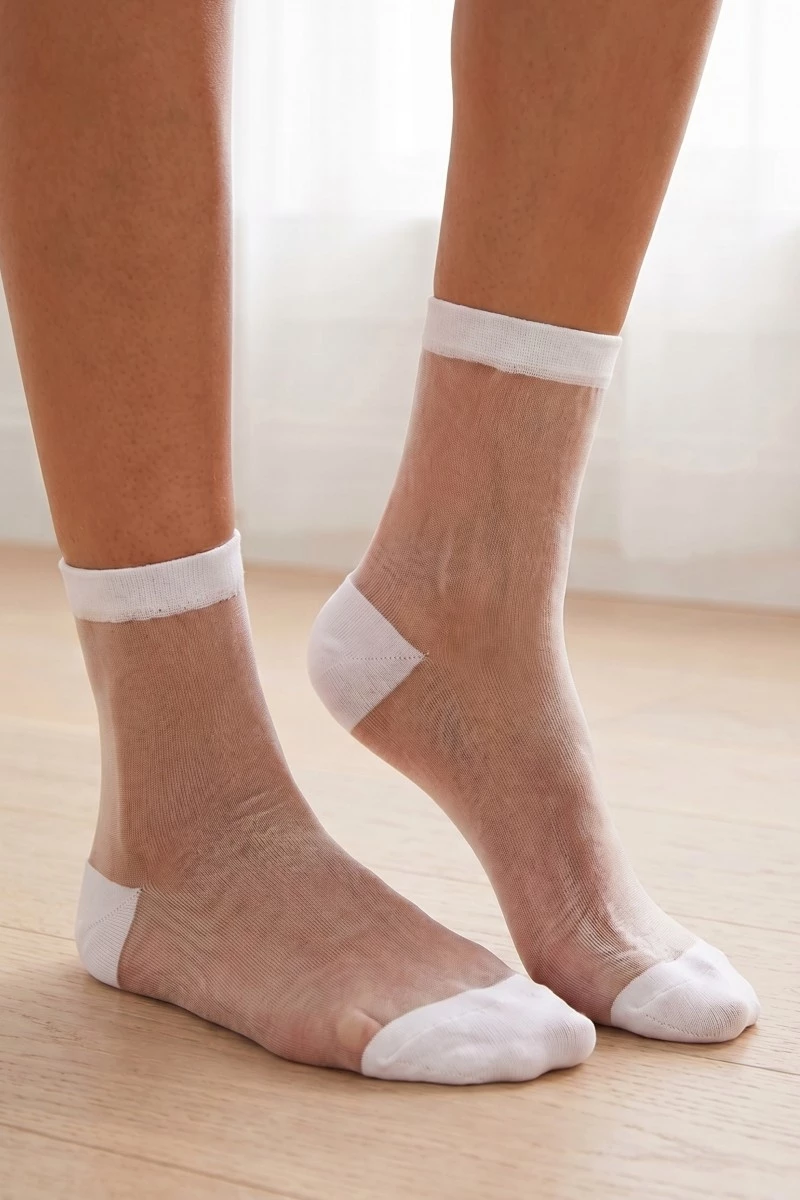 Sheer Ankle Socks