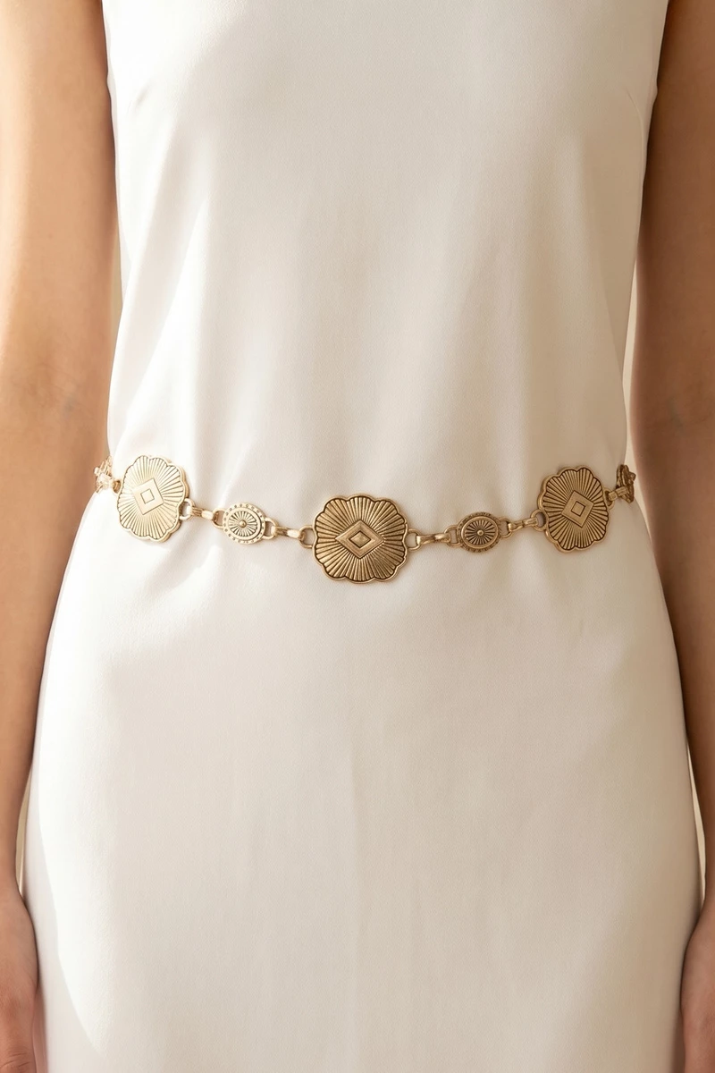 Engraved Concho Medallion Chain Belt