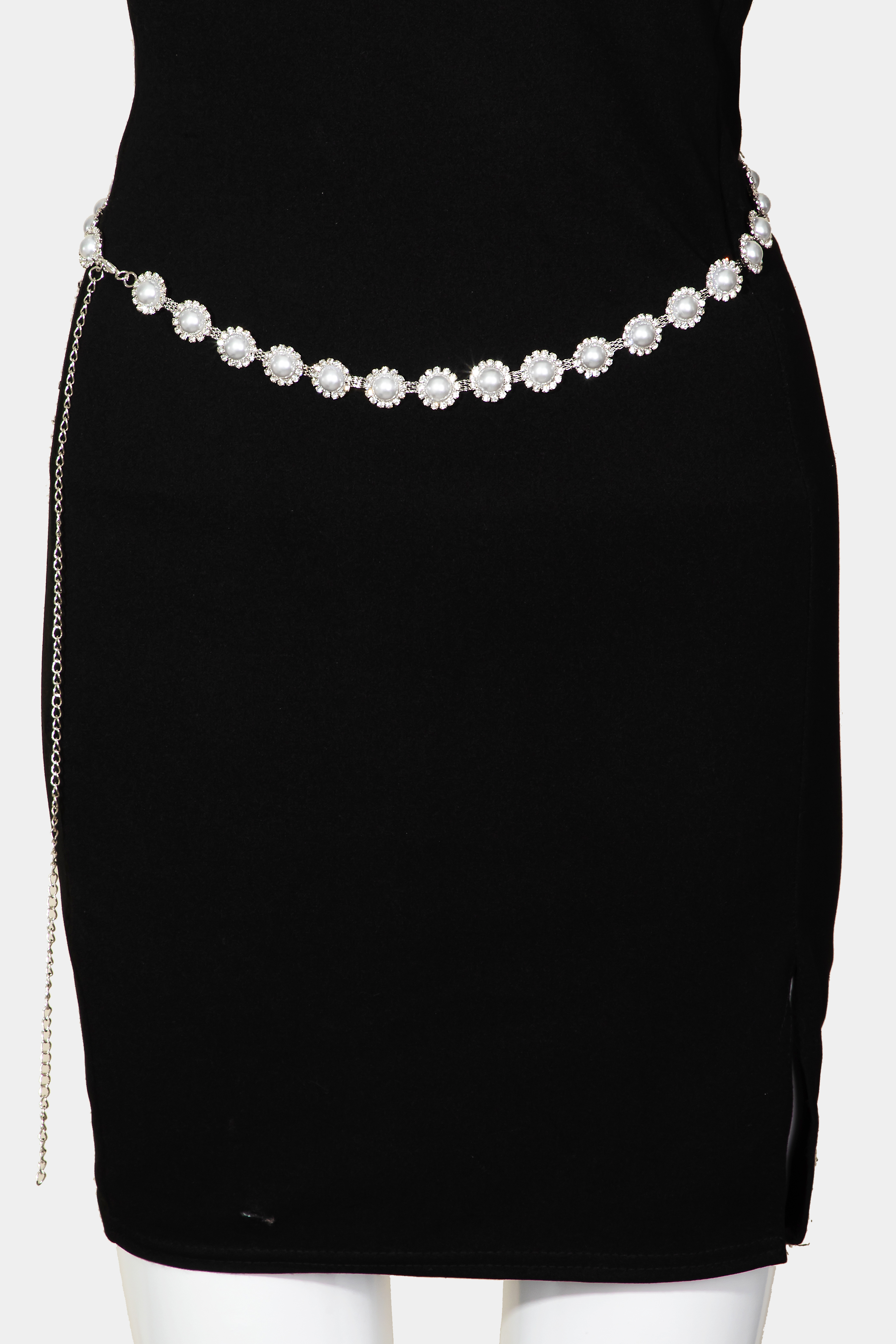 Pearl And Rhinestone Disc Chain Belt