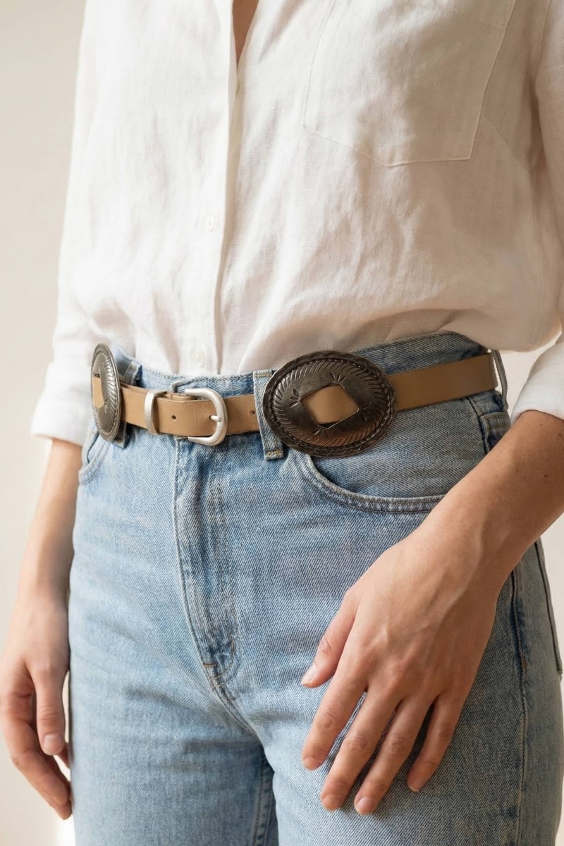 Vegan Leather Oval Disc Fashion Belt