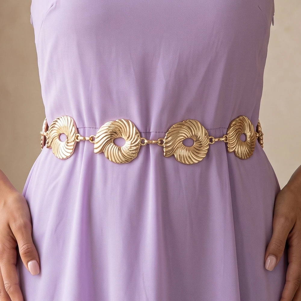 Swirl Embossed Disc Link Chain Belt