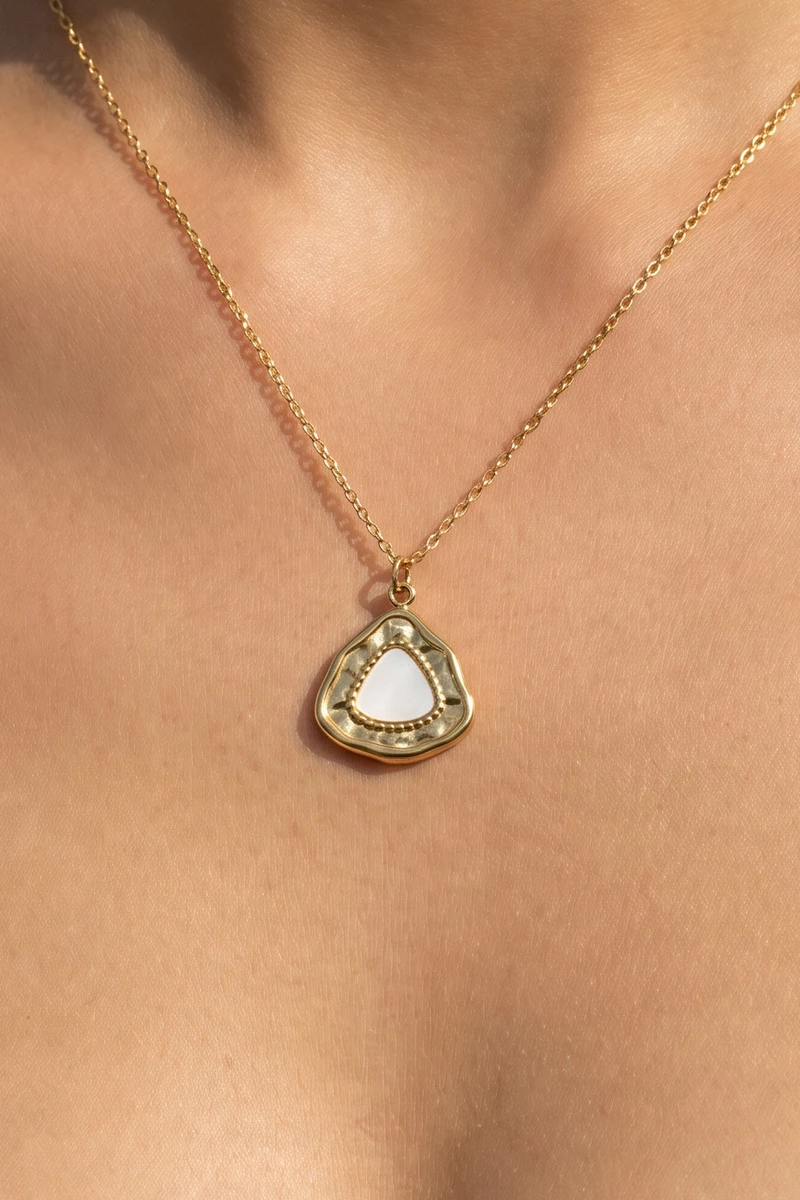 Stainless Steel Organic Shape Mop Pendant Necklace