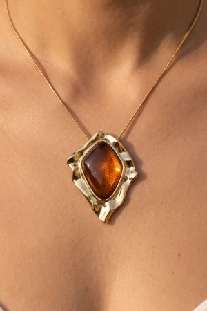 Molten Frame Textured Stone Pendant Necklace