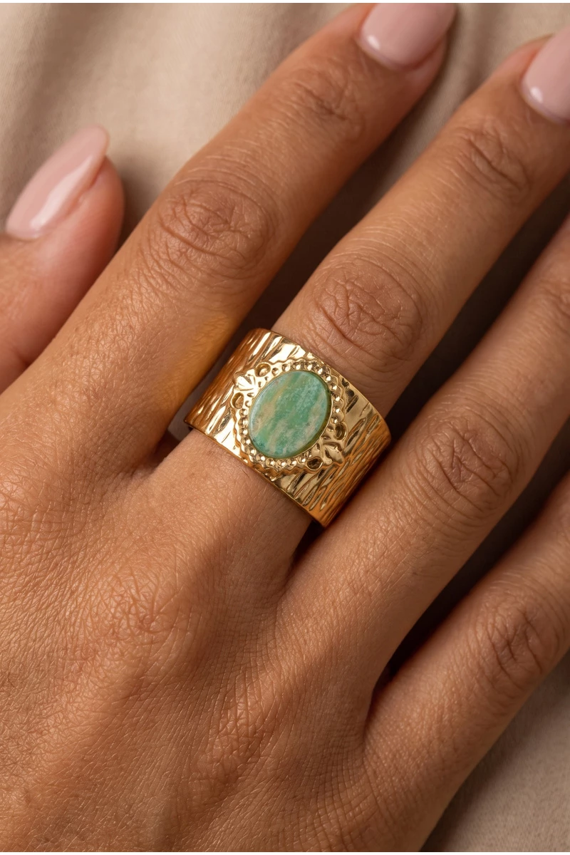 Oval Stone Leaf Frame Textured Adjustable Ring