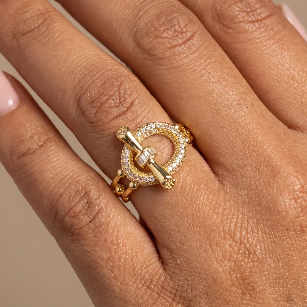 Pave Cz Circle And Bar Toggle Motif Ring