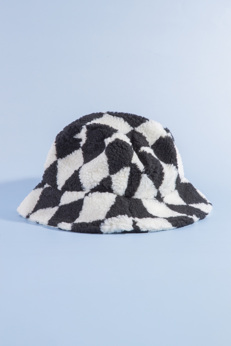 Sherpa Checker Print Fleece Bucket Hat