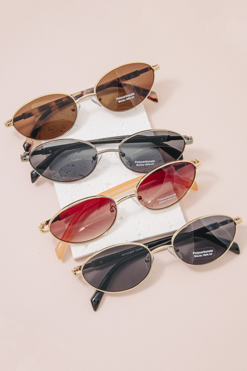 Thin Metallic Frame Oval Lens Sunglasses Set
