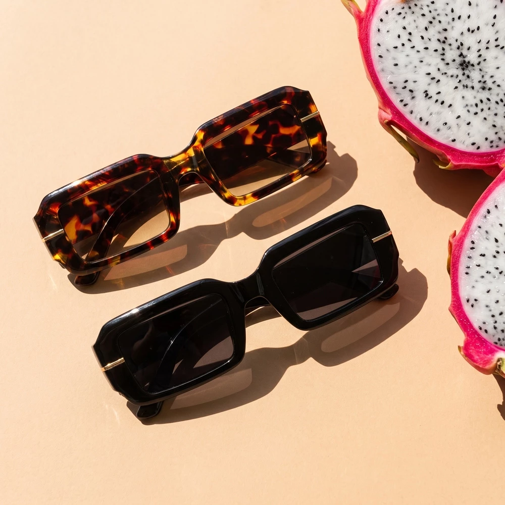 Chunky Rectangle Sunglasses With Metal Bar Accent