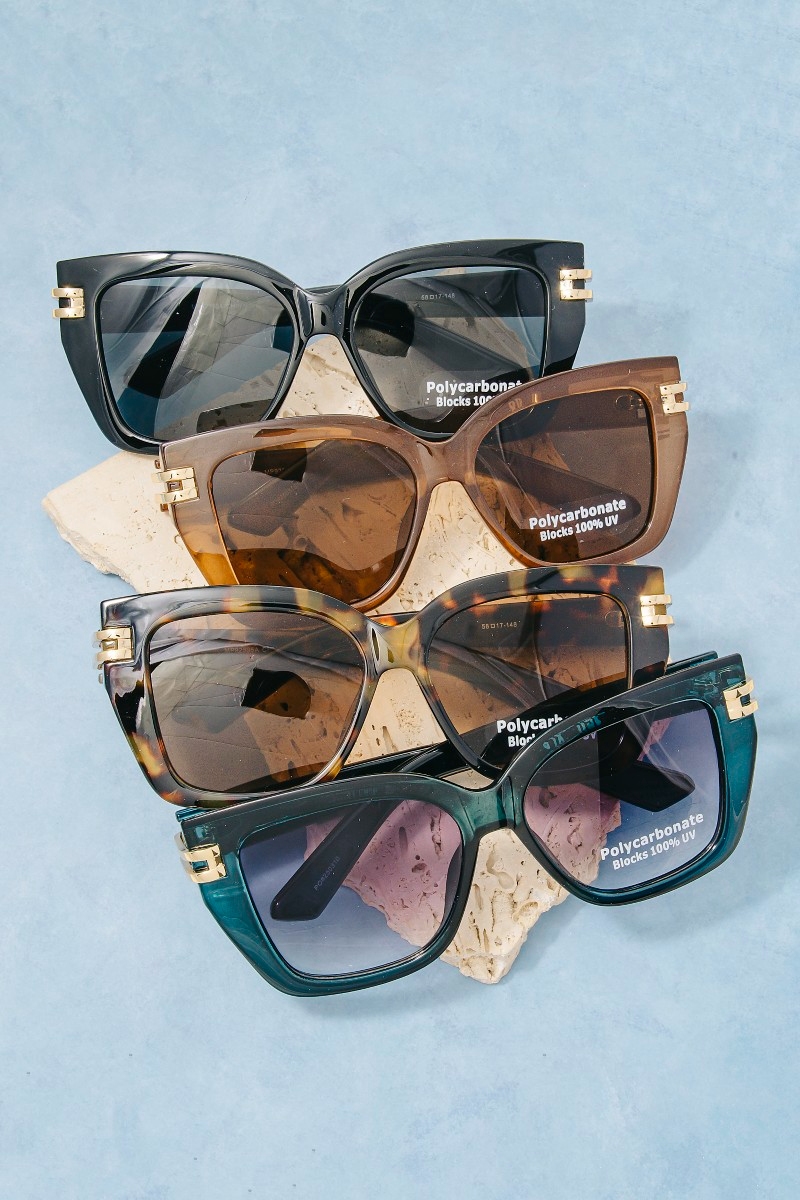 Wide Square Cat-Eye Sunglasses With Chain-Link Temple
